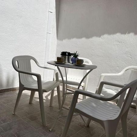 Modern 2Br Near Centre -5Min Wlk Apartment Patras Bagian luar foto